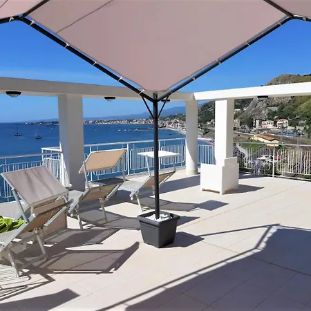 Appartement La Baia Dei Delfini *