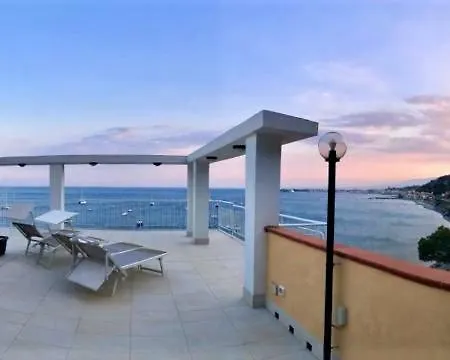 La Baia Dei Delfini Apartment Taormina