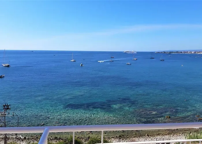 La Baia Dei Delfini Апартаменты Таормина